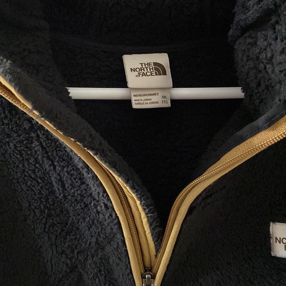 The North Face Campshire High Pile Sherpa Half Zip Fleece Hoodie - Picture 6 of 6